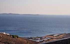 Fanari Studios